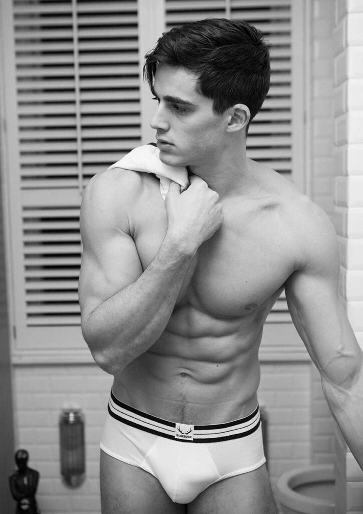El modelo Pietro Boselli fotografiado para Rísbel Magazine