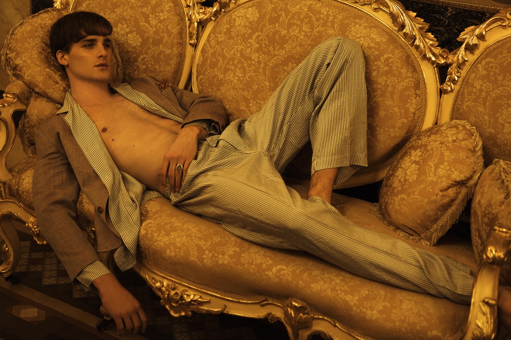 El modelo catalán Joan Mirangels fotografiado por Enric Virgili para Rísbel Magazine