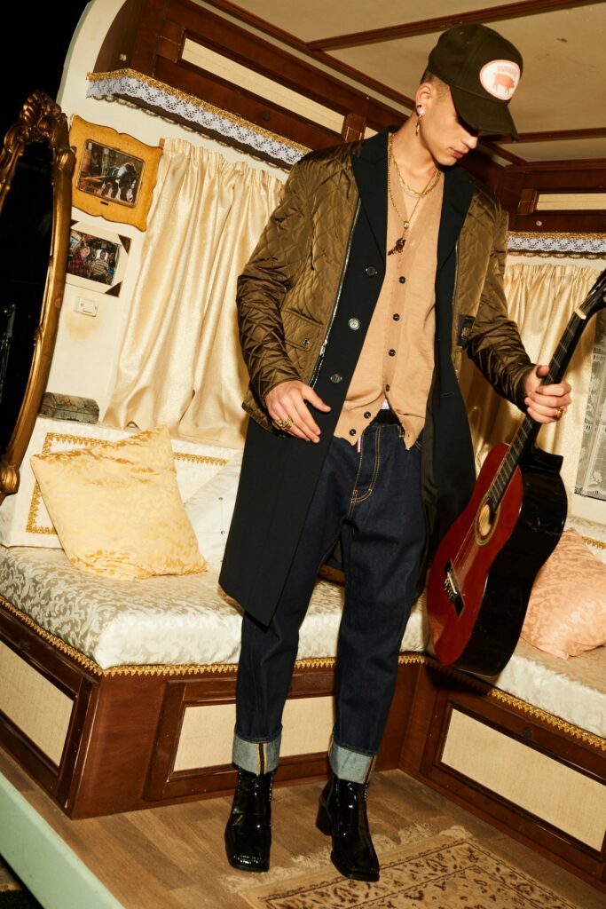 Look de la colección Dsquared2 para hombre de la temporada otoño/invierno 2021-2022