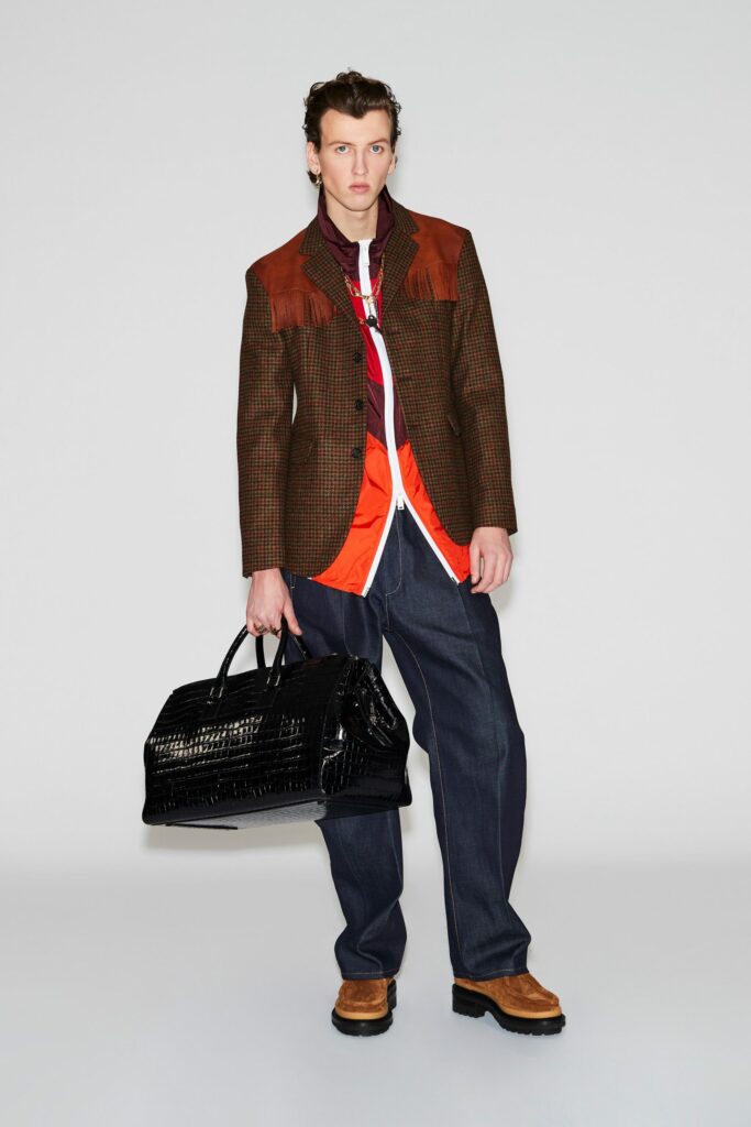 Look de la colección Dsquared2 para hombre de la temporada otoño/invierno 2021-2022