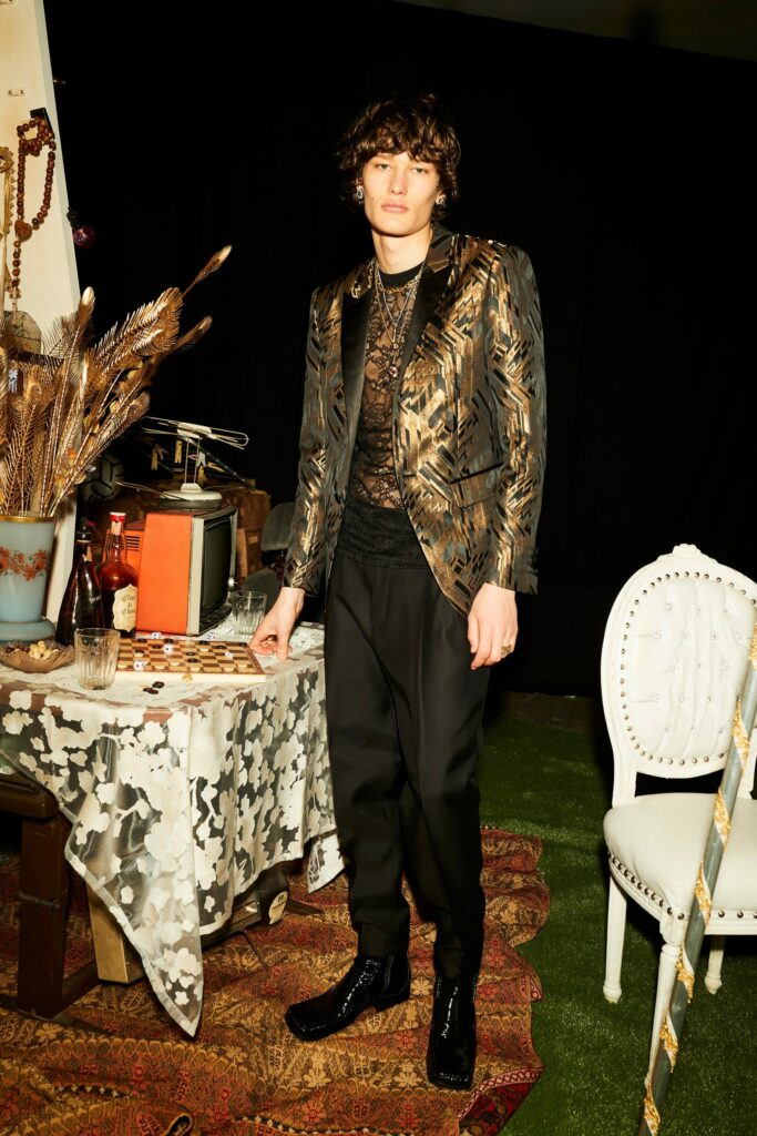 Look de la colección Dsquared2 para hombre de la temporada otoño/invierno 2021-2022