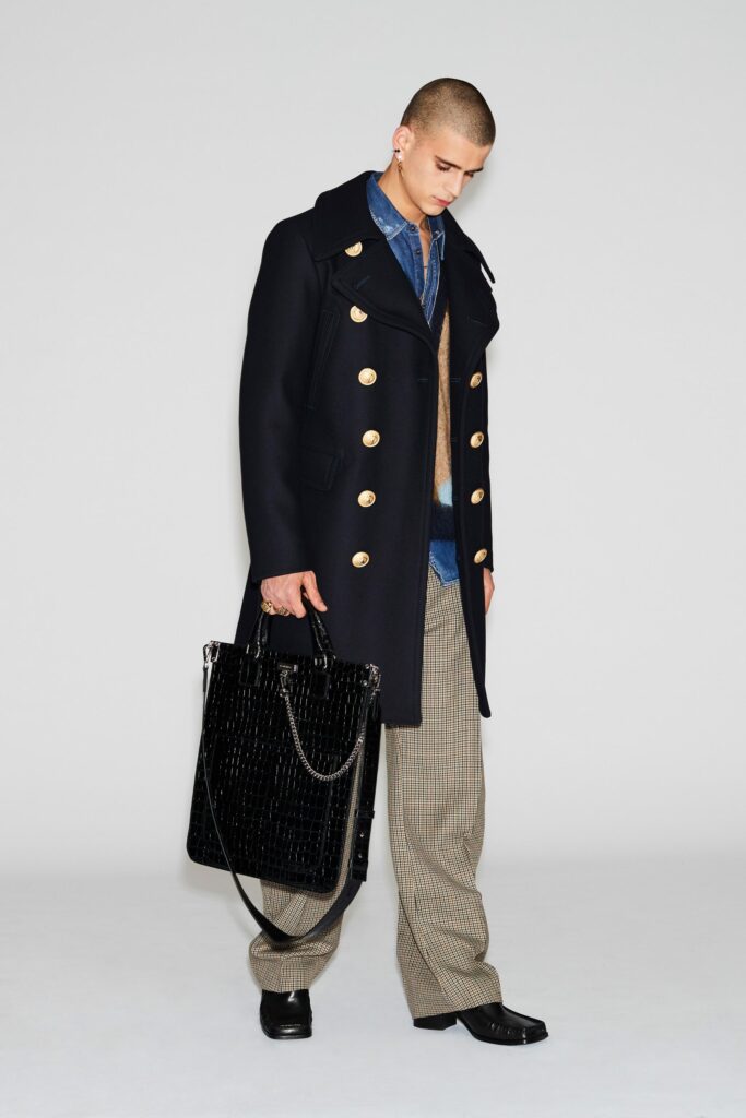 Look de la colección Dsquared2 para hombre de la temporada otoño/invierno 2021-2022