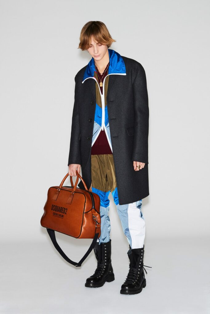Look de la colección Dsquared2 para hombre de la temporada otoño/invierno 2021-2022