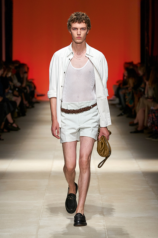 Desfile Salvatore Ferragamo colección primavera 2022 para hombre