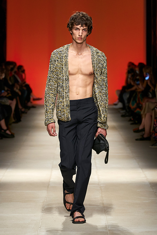 Desfile Salvatore Ferragamo colección primavera 2022 para hombre