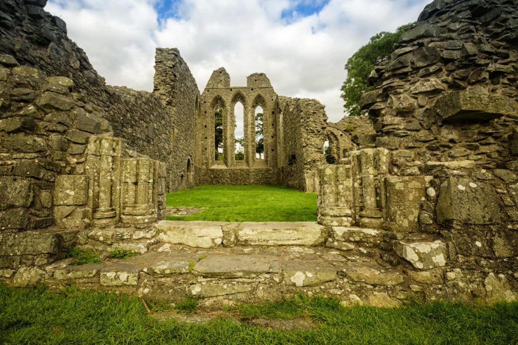 La abadia de Inch Irlanda