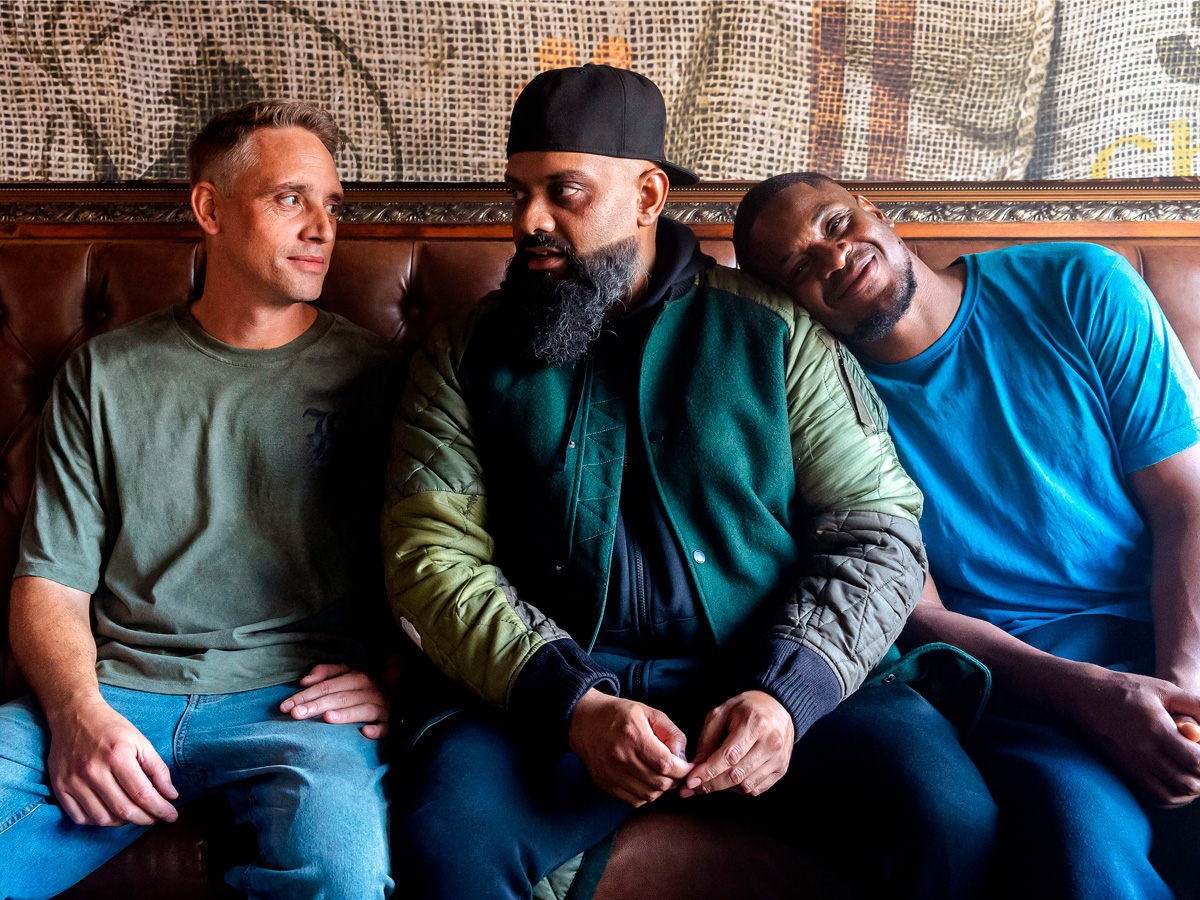 Serie Sitcom Man Like Mobeen (Netflix / Prime Video UK)