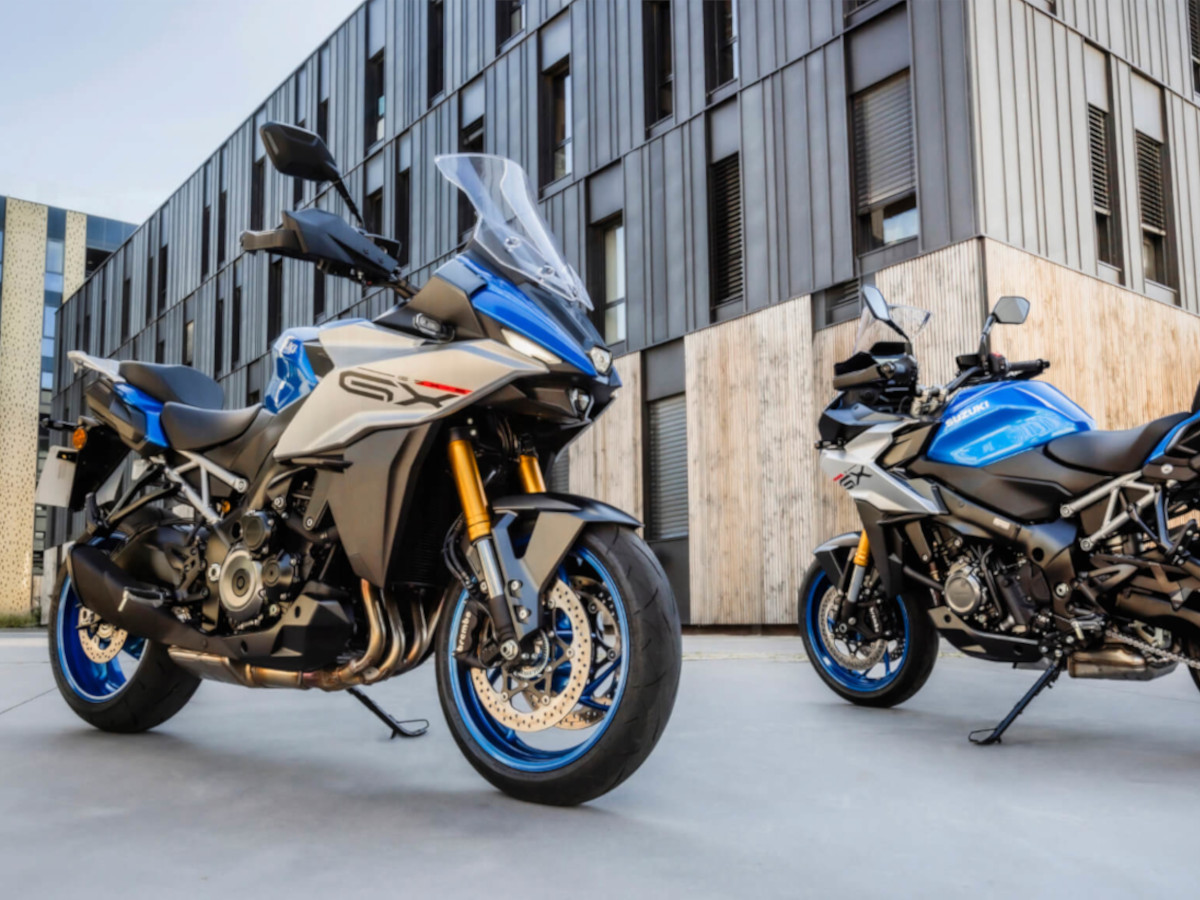 Suzuki GSX-S1000 GX en color azul