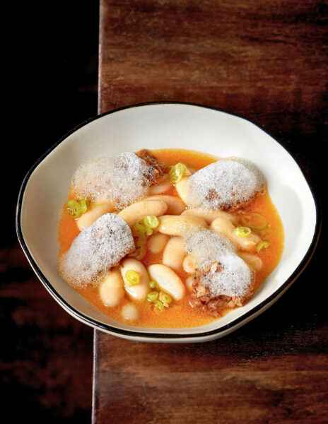 Plato del restaurante El Invernadero, uno de los mejores restaurantes veganos de Madrid del 2025