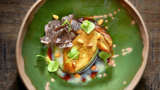 Plato del restaurante El Invernadero, uno de los 10 mejores restaurante veganos de Madrid.