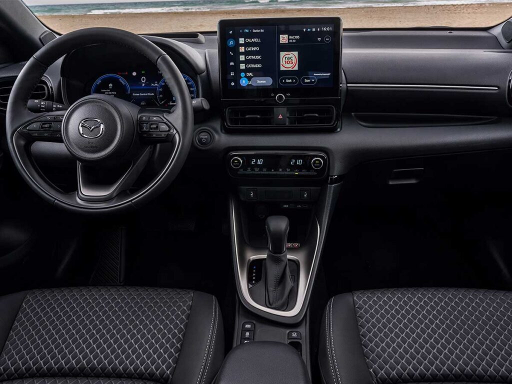Mazda2-hybrid-2024-interior