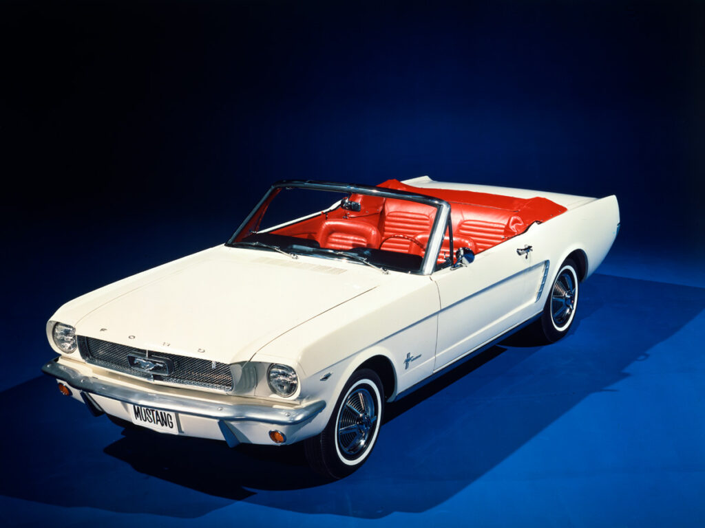 Ford-Mustang-1965