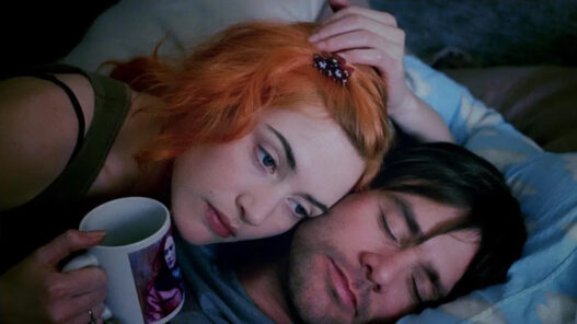 Escena de la película "Olvídate de mi" para ilustrar un artículo sobre qué significa soñar que tu pareja se aleja de ti