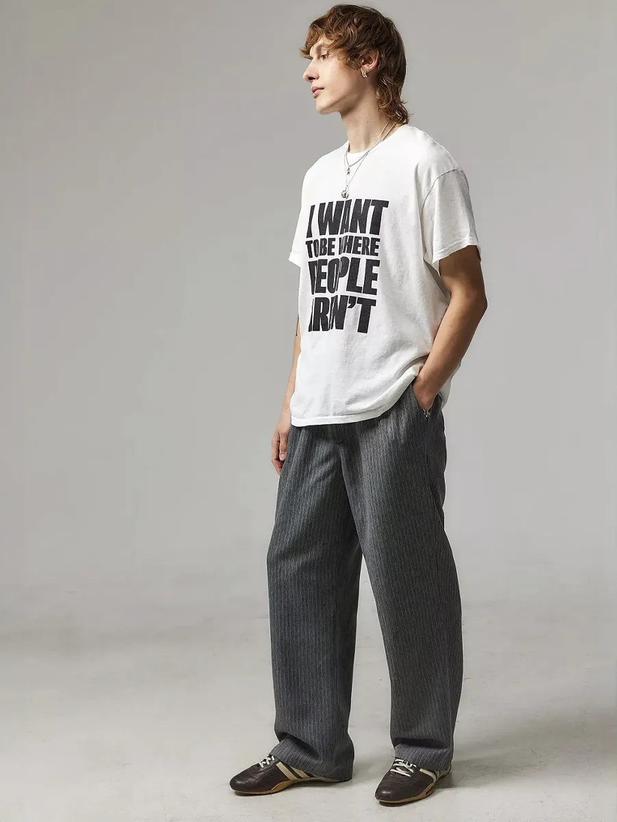 como-vestir-camisetas-oversize-hombre-urban-outfitters