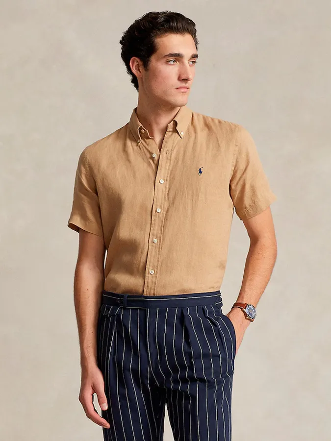 como-vestir-informal-pero-elegante-hombres-ralph-lauren-camisa-corta