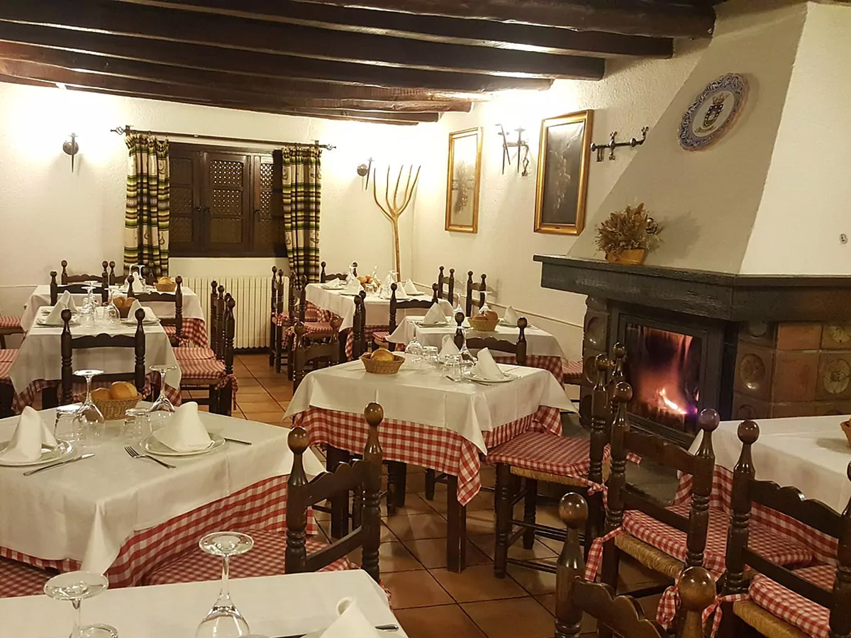 Restaurante La Chimenea en la Sierra de Guadarrama, Madrid.