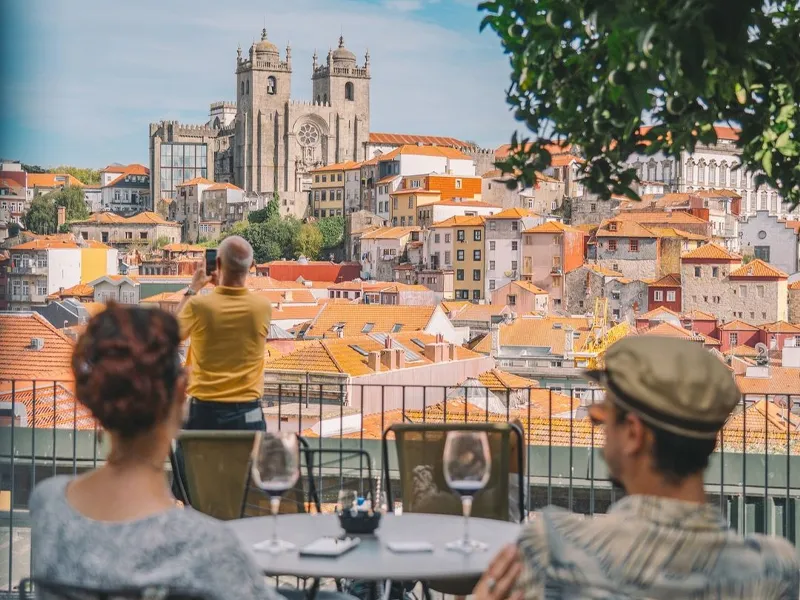 oporto-restaurantes-con-encanto-rooftop-flores