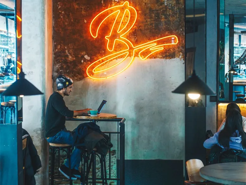 cafeterias-para-teletrabajar-la-bicicleta-cafe