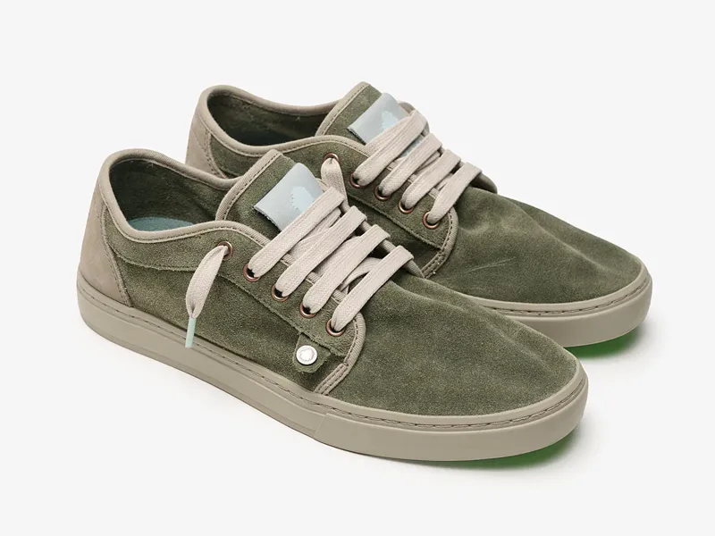 zapatillas-por-menos-de-100-euros-satorisan-heisei-suede