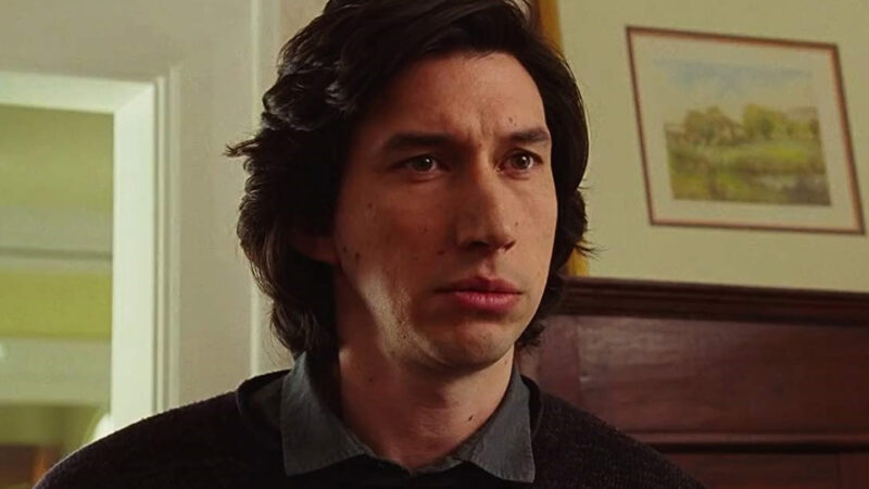 Adam Driver en Historia de un matrimonio, sintiendo que le salen mal las cosas