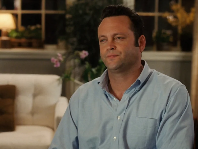 Vince Vaughn, interpretando a un personaje con apego evitativo en The break up