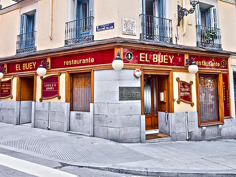 Restaurante El Buey, uno de los más tradicionales de Madrid