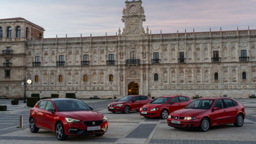 Nuevo SEAT León e-HYBRID 2024