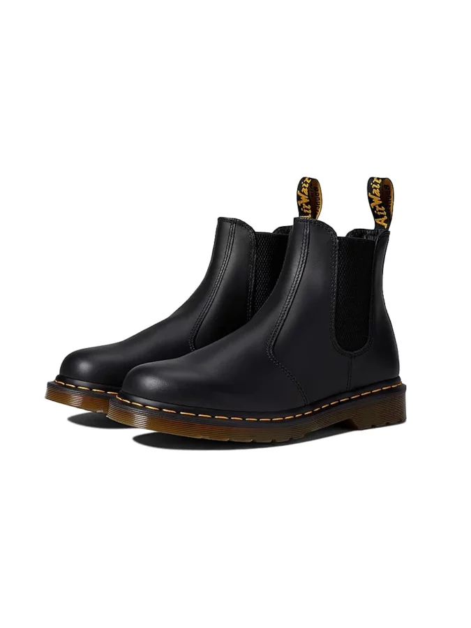 botas tipo chelsea negras de dr.martens