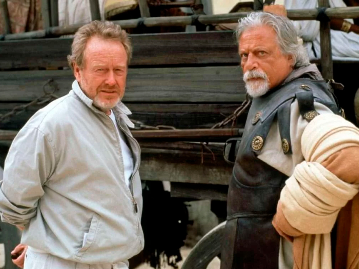 Ridley Scott y Oliver Reed en el set de Gladiator