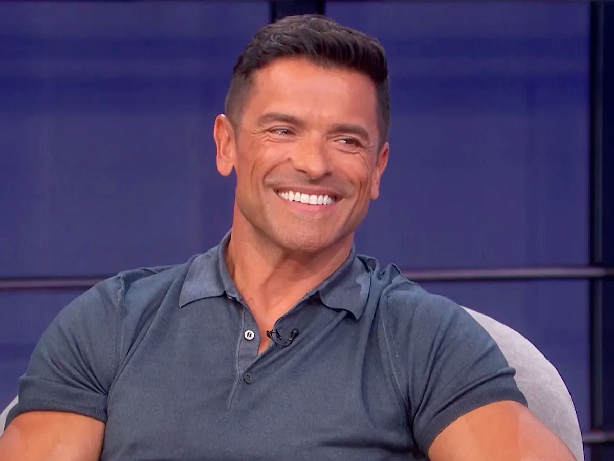 El presentador Mark Consuelos elegido como uno de los hombres más sexys del mundo en 2024 