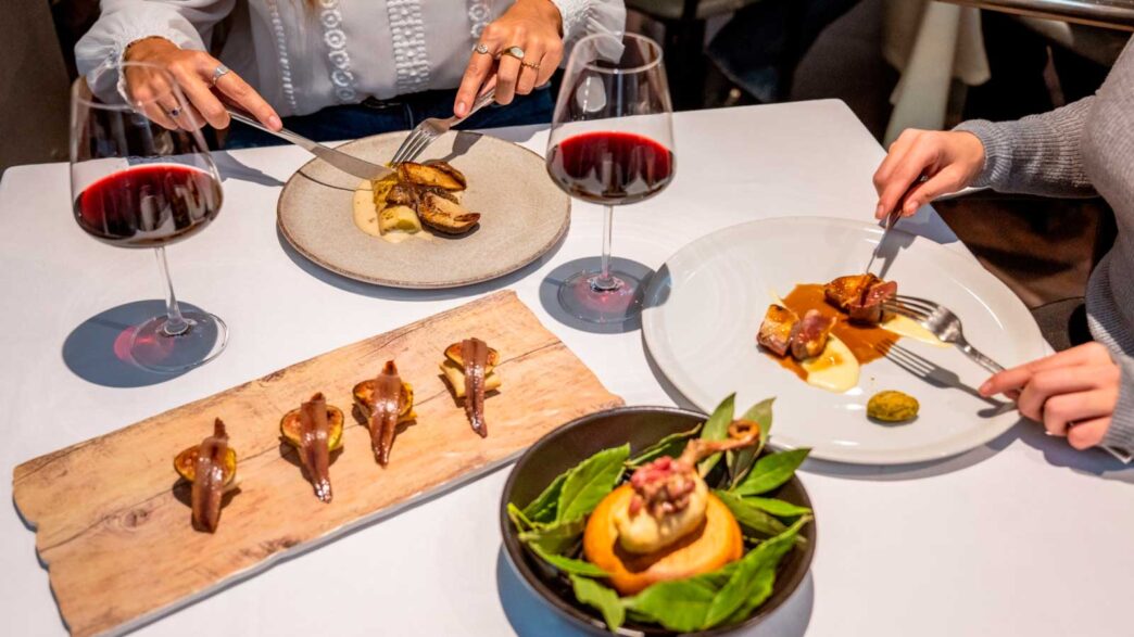 Mesa preparada en el restaurante Gala de Chamberí, con su propuesta de cocina tradicional actualizada