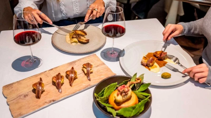 Mesa preparada en el restaurante Gala de Chamberí, con su propuesta de cocina tradicional actualizada