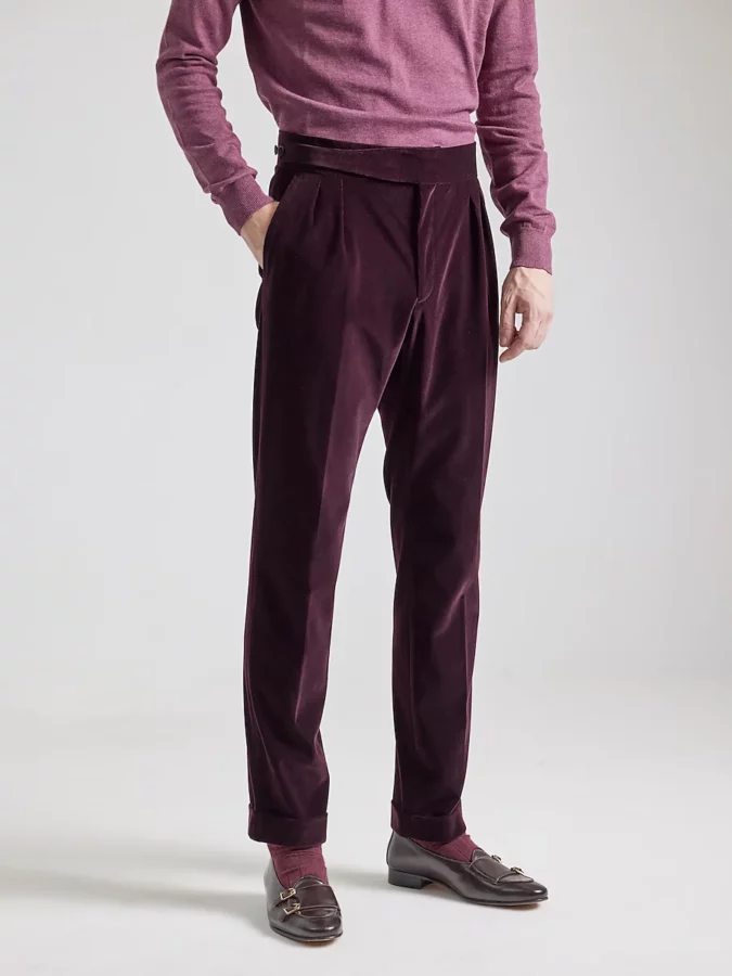 Pantalones de pana de color morado para hombre