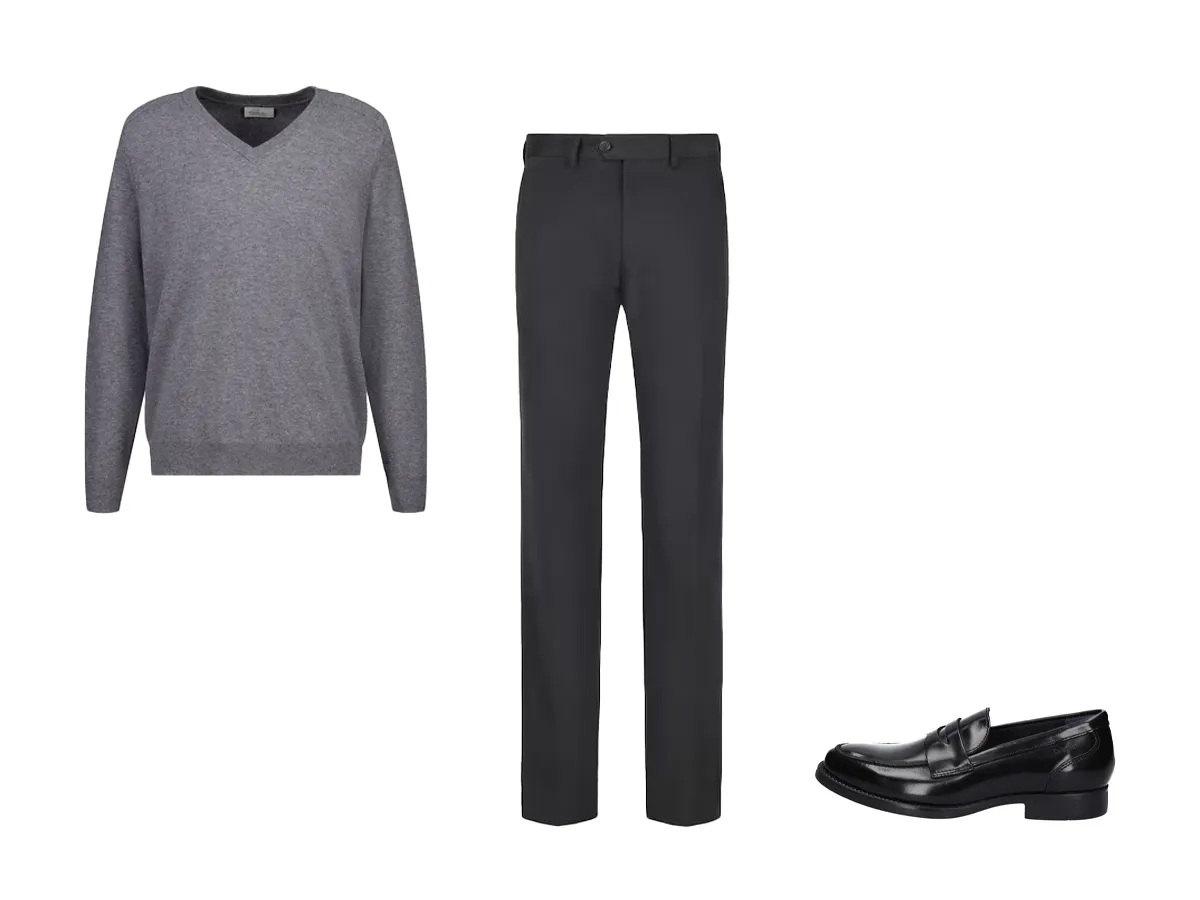 Look con suéter gris, pantalones grises y mocasines negros