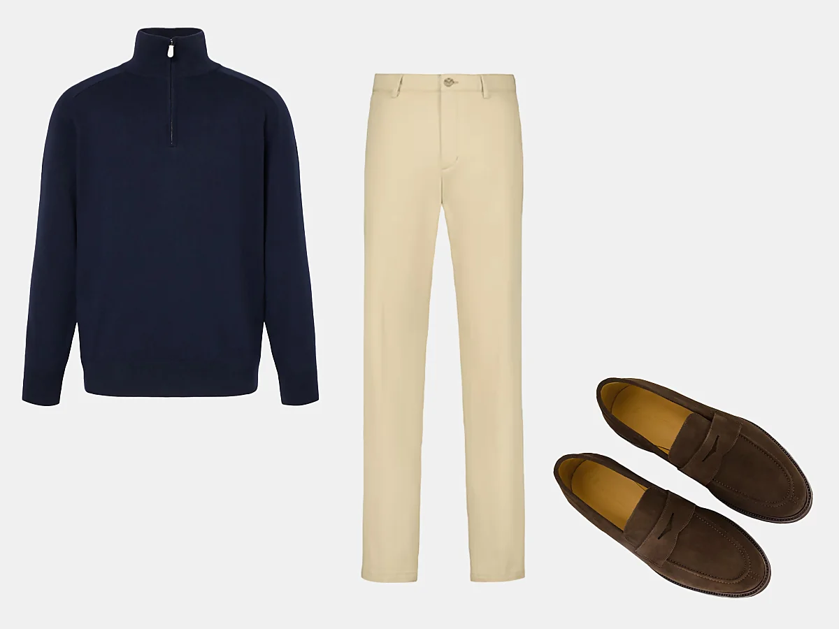 look con jersey azul marino, chinos y mocasines