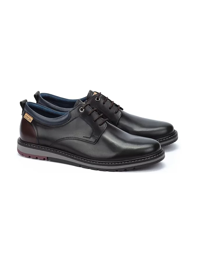 zapatos negros tipo Blucher de hombre