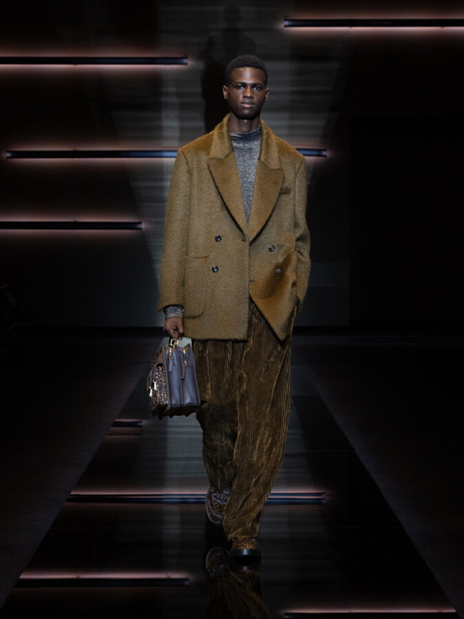 desfile Emporio Armani otoño invierno 2025 2026