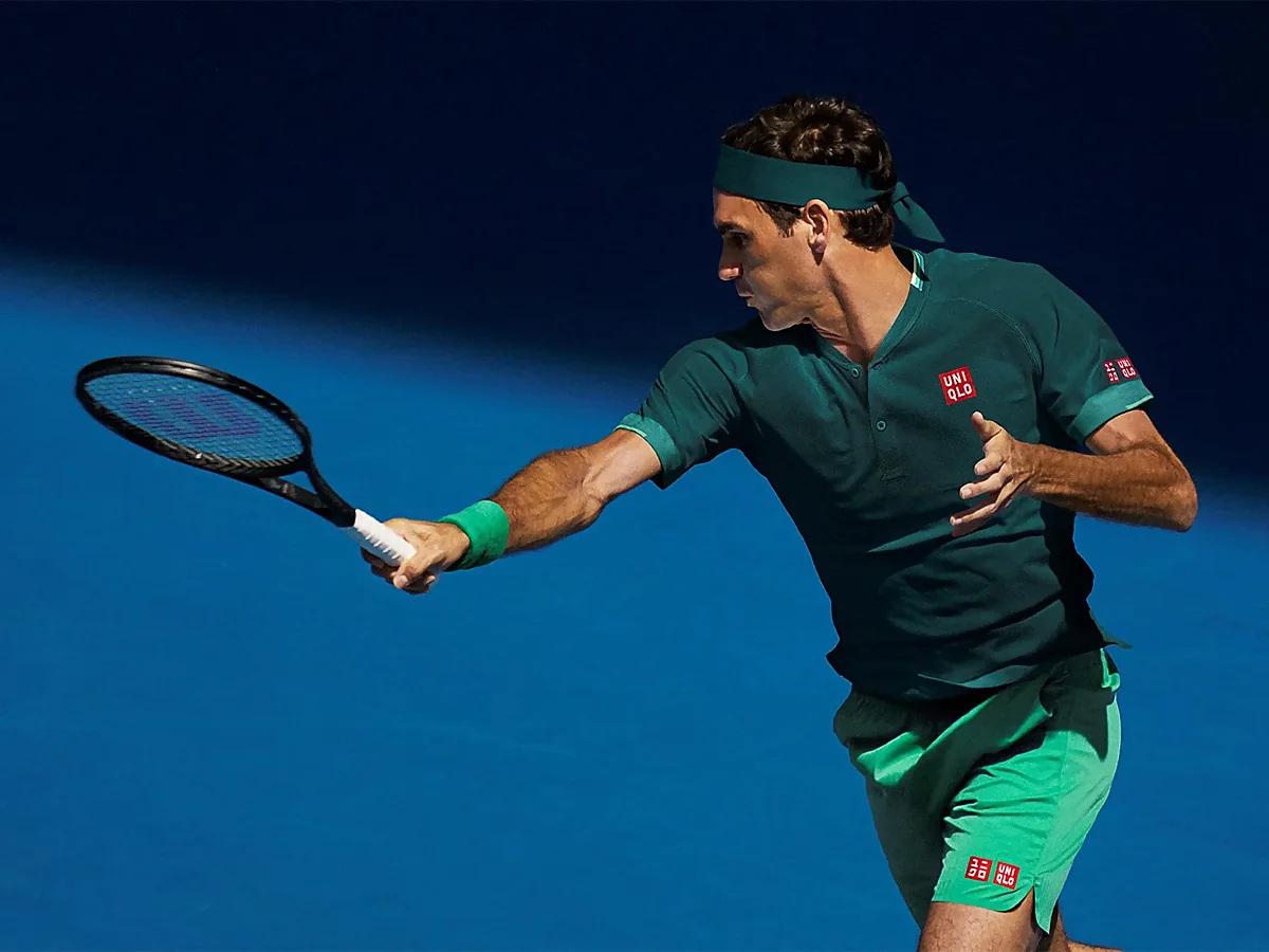 Roger Federer con outfit de Uniqlo en 2021