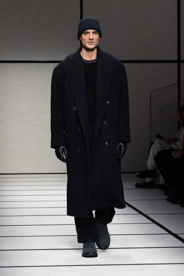 Desfile Giorgio Armani hombre otoño invierno 2025 2026