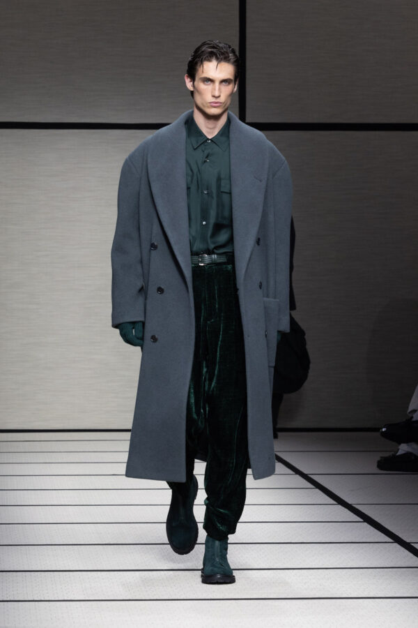 Desfile Giorgio Armani hombre otoño invierno 2025 2026