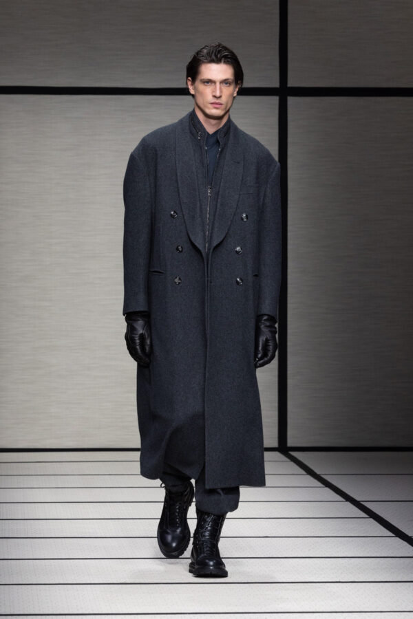 Desfile Giorgio Armani hombre otoño invierno 2025 2026