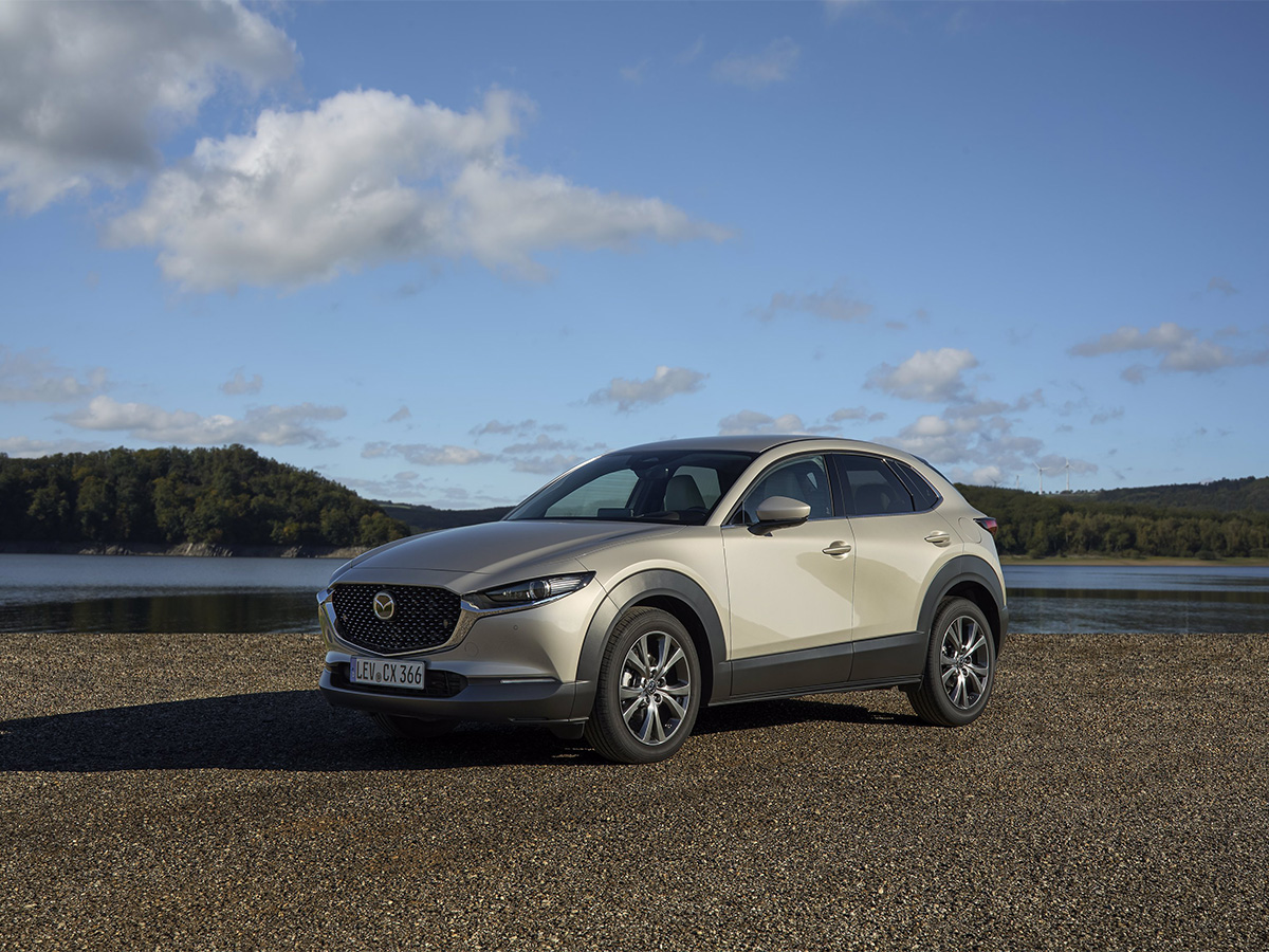 Diseño exterior del nuevo Mazda CX-30 2025