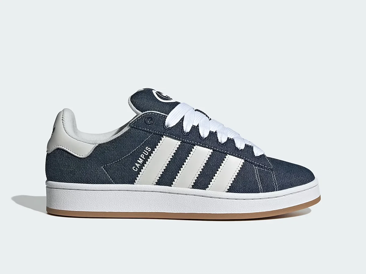 adidas en tejido tipo denim en el modelo 00s