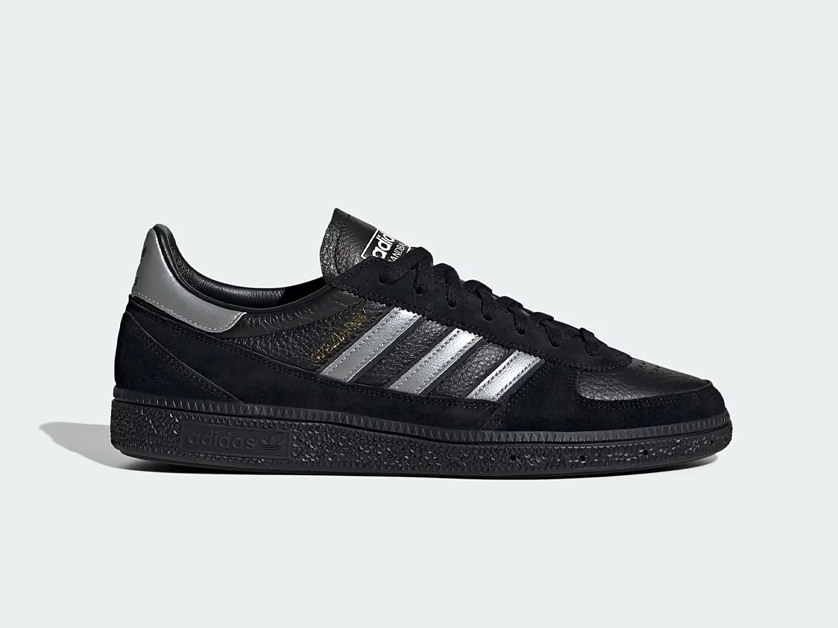 Zapatillas Adidas negras modelo Handball Spezial