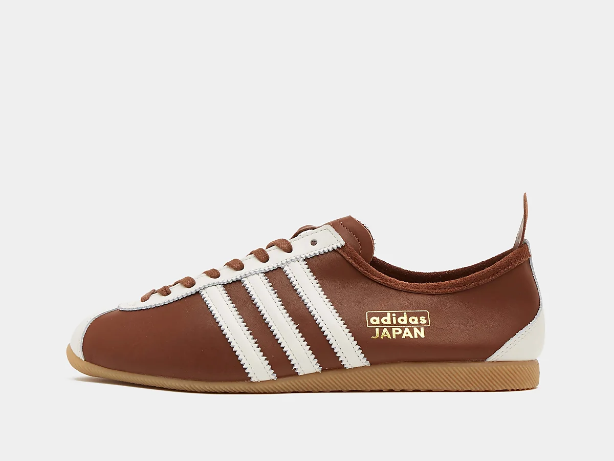 Adidas en el modelo Japan OG marrones