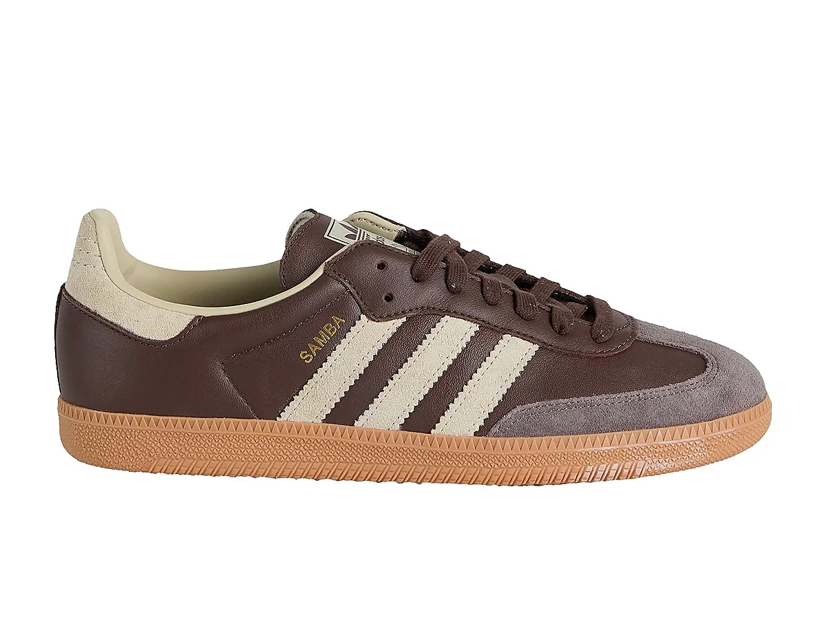 adidas samba originales en color marrón oscuro, unas de las que todos quieren comprar en 2025