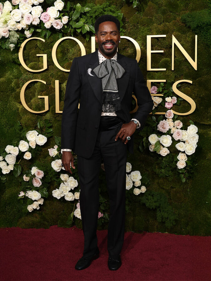 Colman Domingo, en los Globos de oro 2025 lucio un Constellation de 28 mm en oro Moonshine