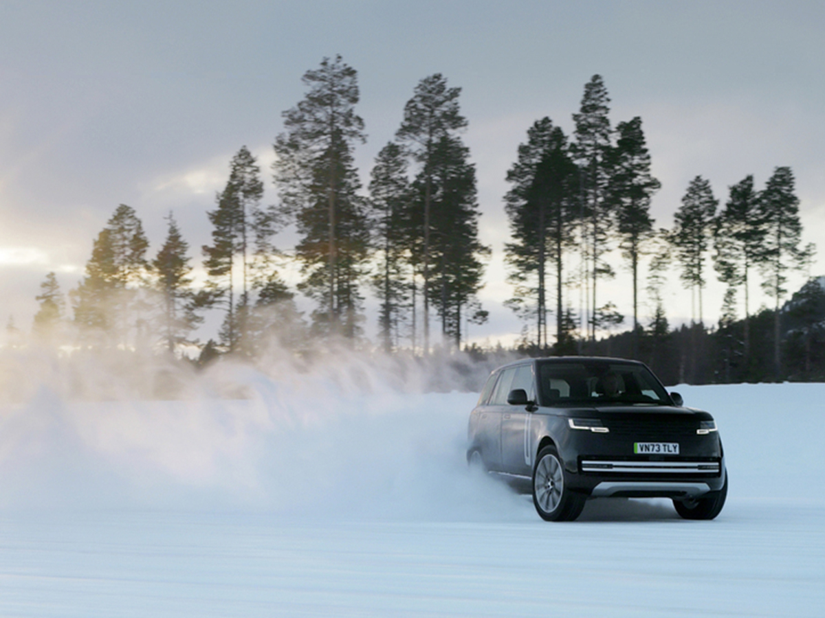 Range Rover Sport nieve