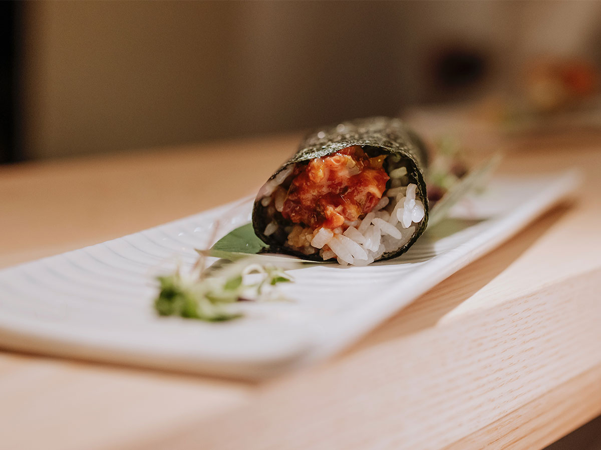 Plato de Sushi del restaurante Hand Roll Bar de Madrid