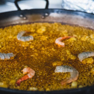 Paella del señoret, con gamba y langostino pelados del restaurante Rocacho Plaza